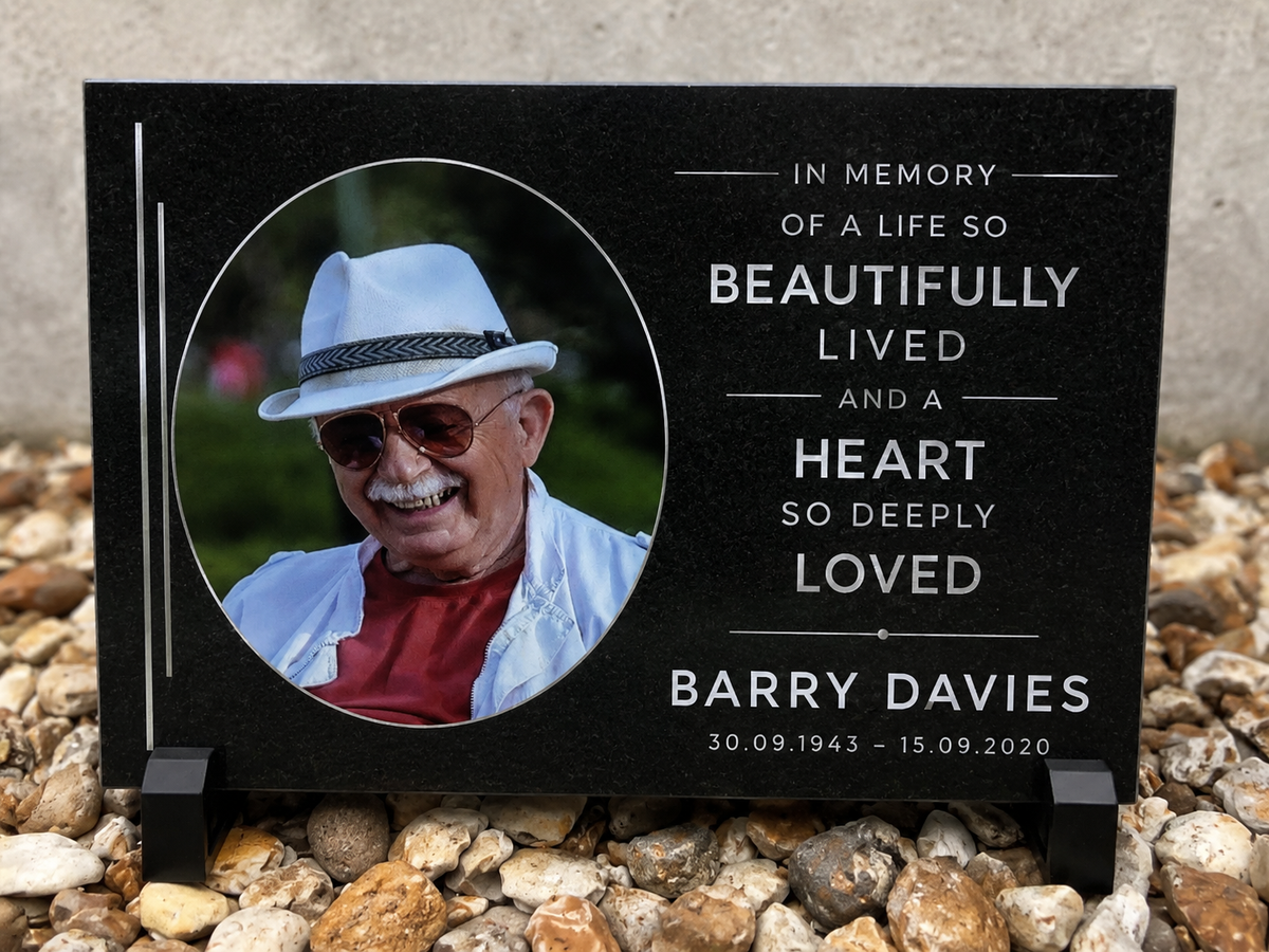 GRANITE PLAQUES